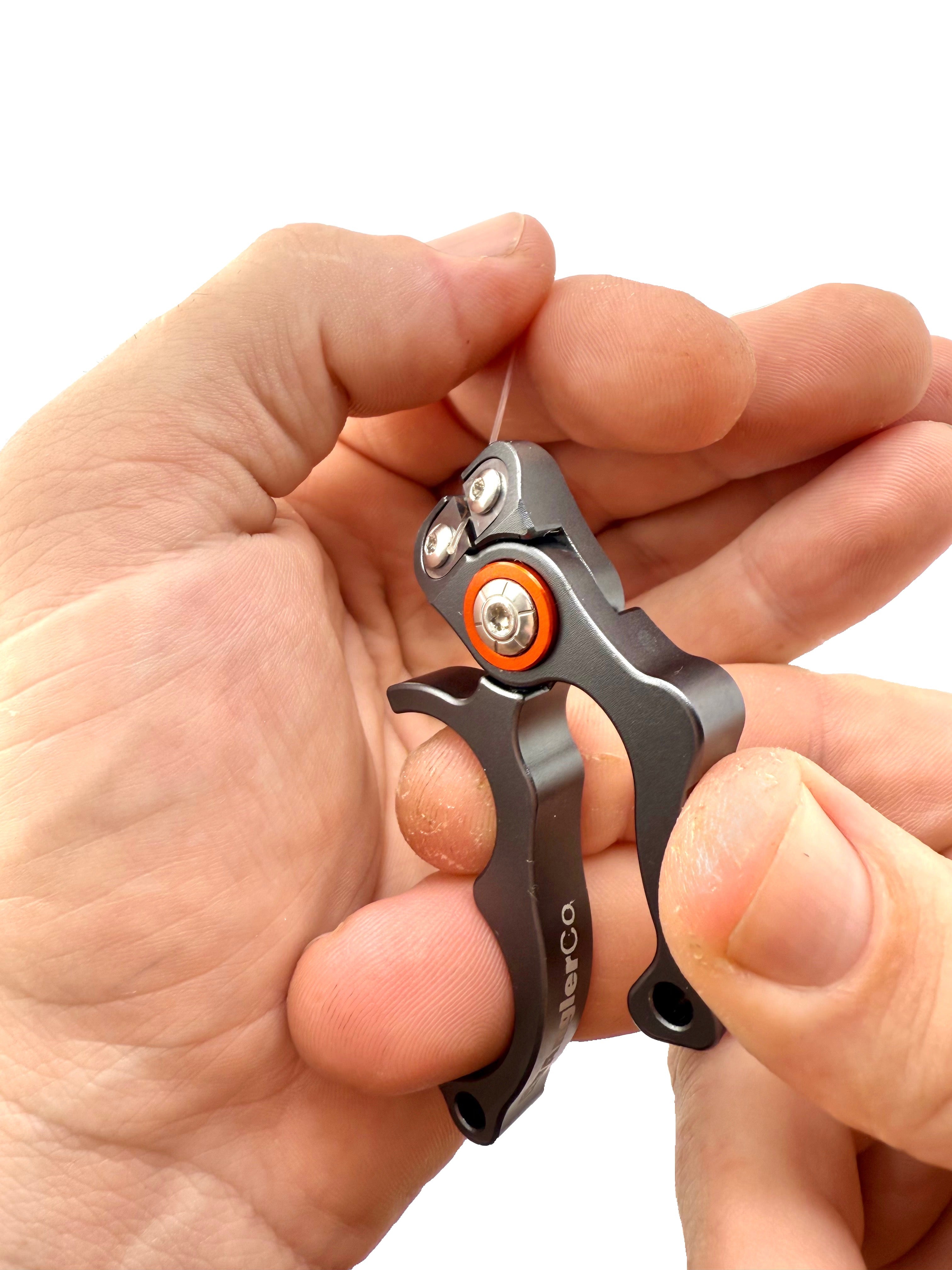 High-quality line snips with ergonomic design